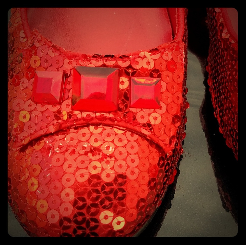 RUBY SLIPPERS PUMPS